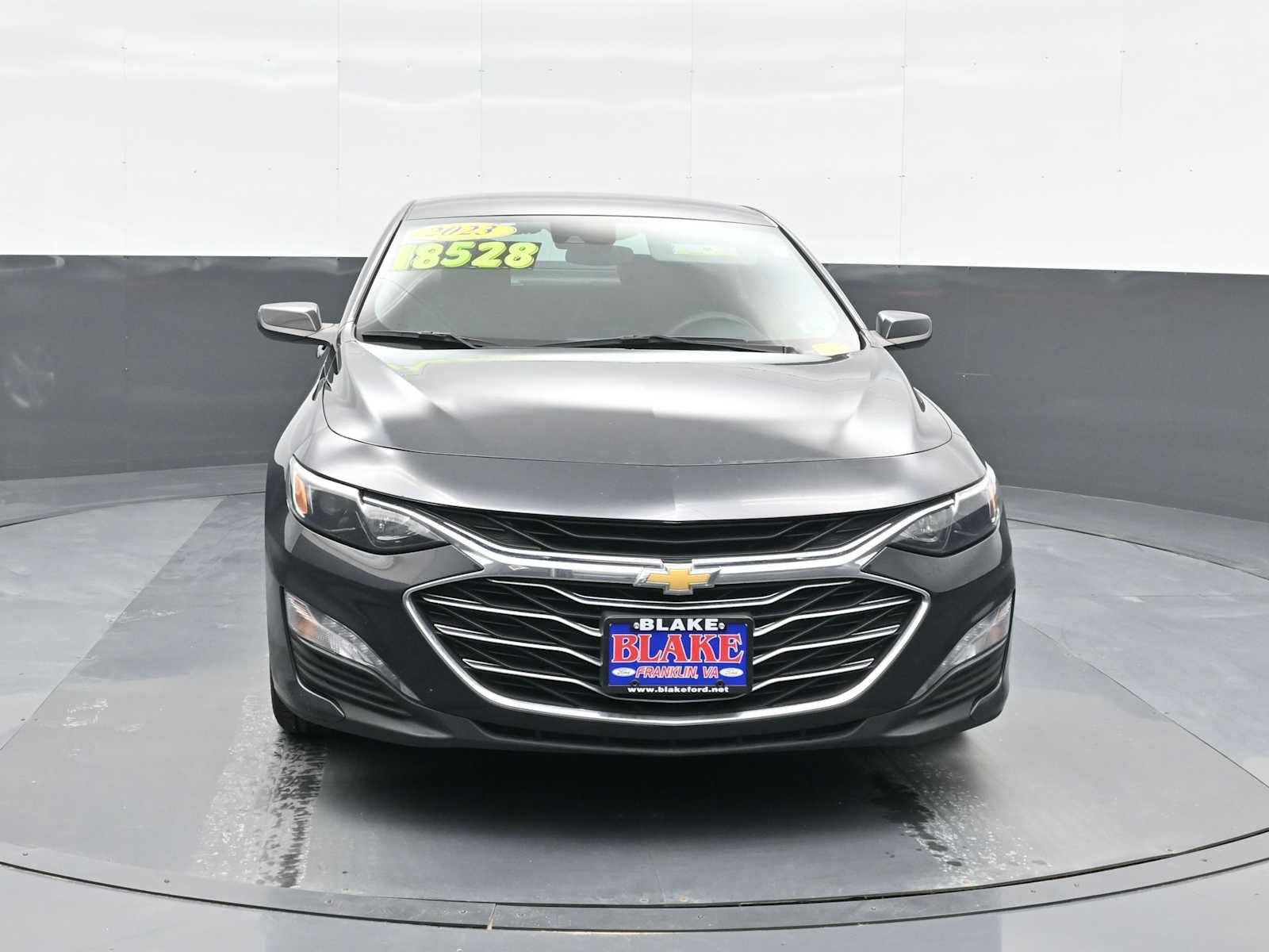 Used 2023 Chevrolet Malibu LT image 3