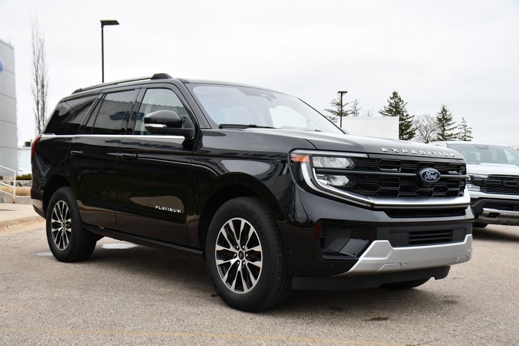 Used 2025 Ford Expedition Platinum AWD/4WD image 9