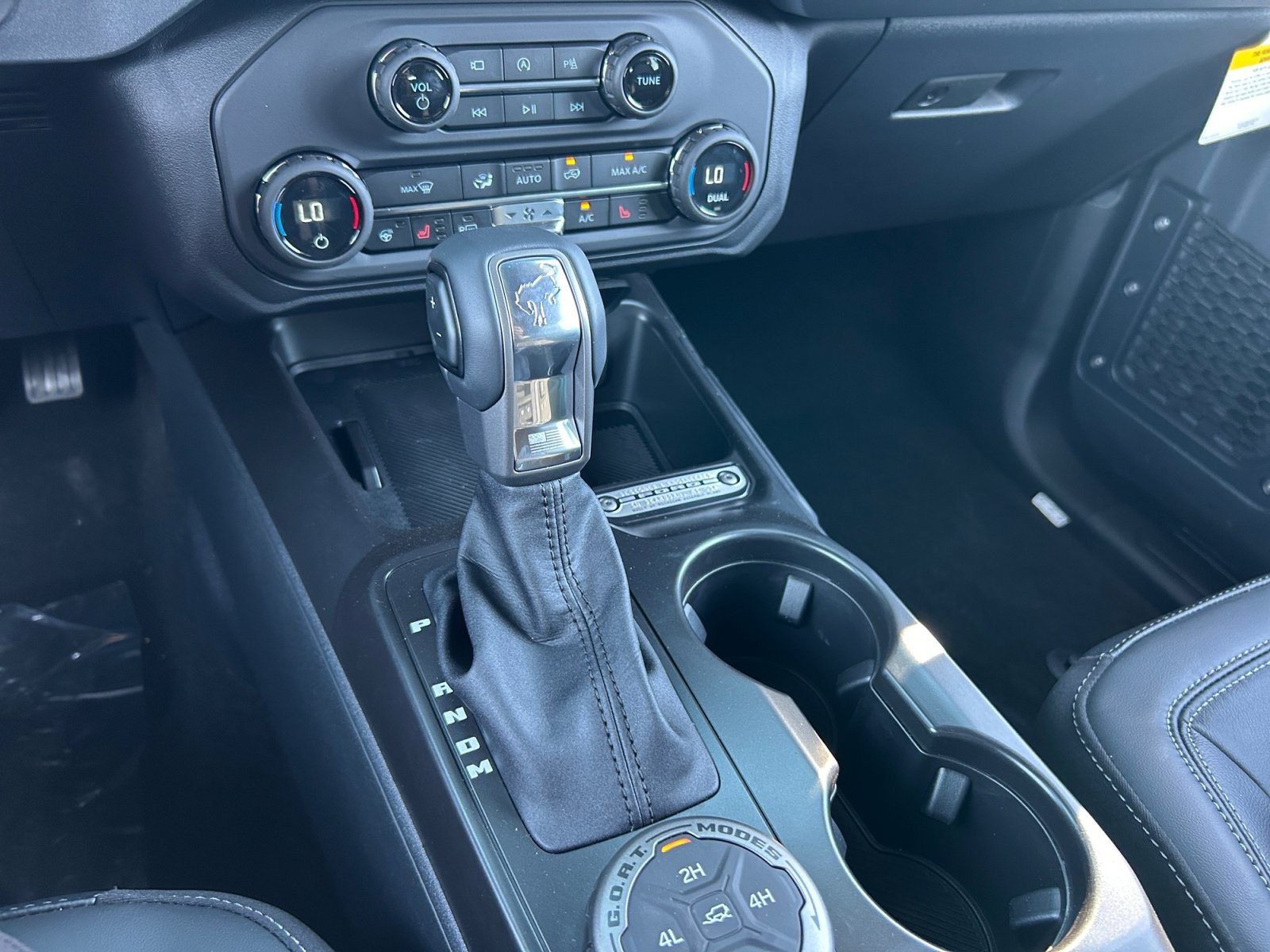 New 2026 Ford Bronco Outer Banks AWD/4WD image 15