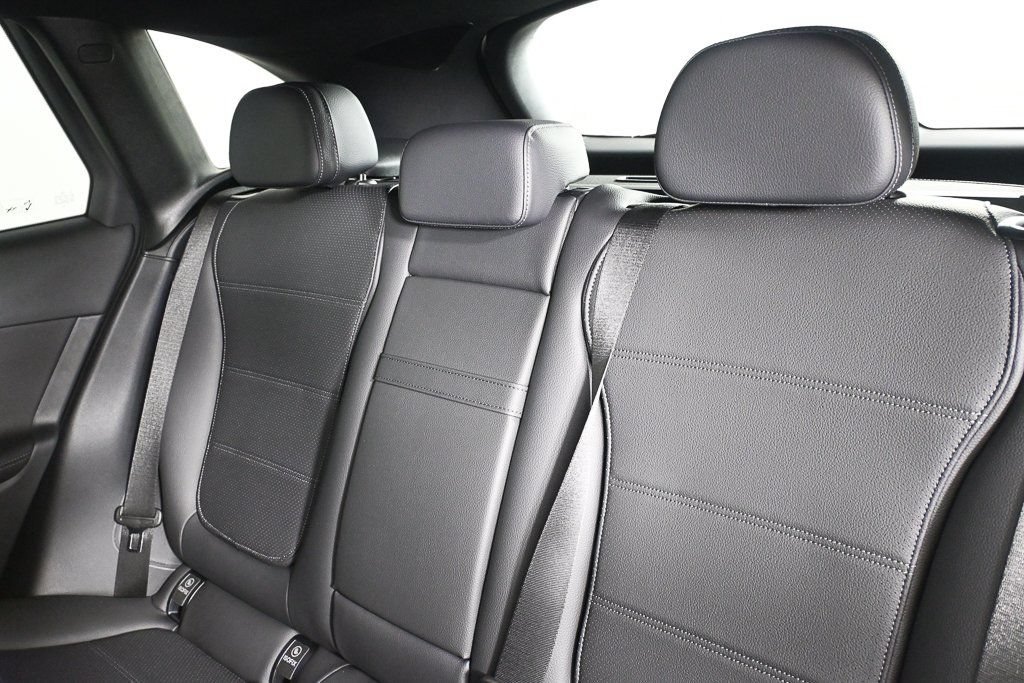 New 2025 Mercedes-Benz GLC 300 4MATIC image 17