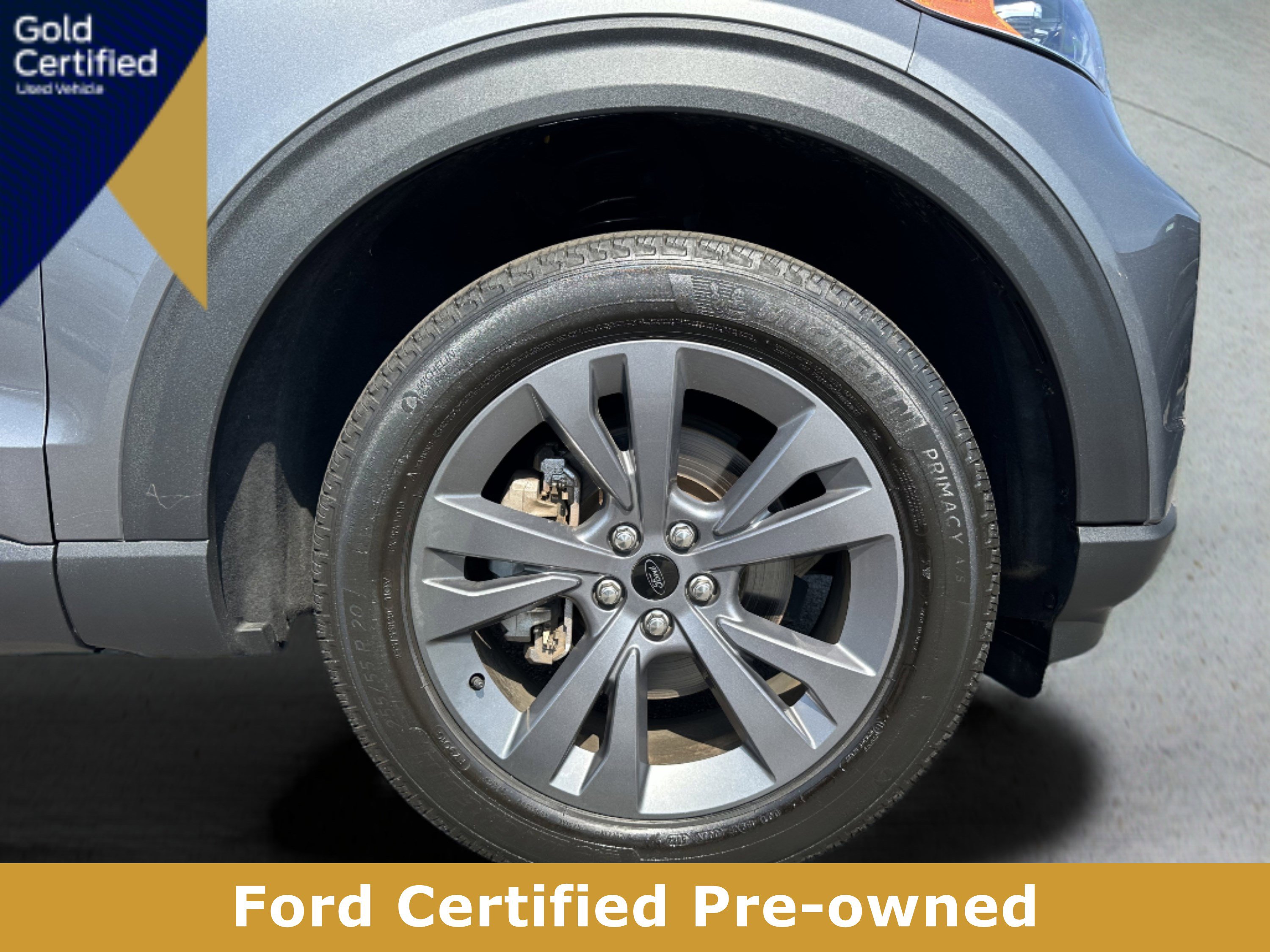 Used 2023 Ford Explorer XLT w/ Equipment Group 202A image 8