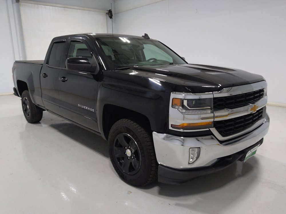 Used 2018 Chevrolet Silverado 1500 LT w/ All Star Edition AWD/4WD image 13
