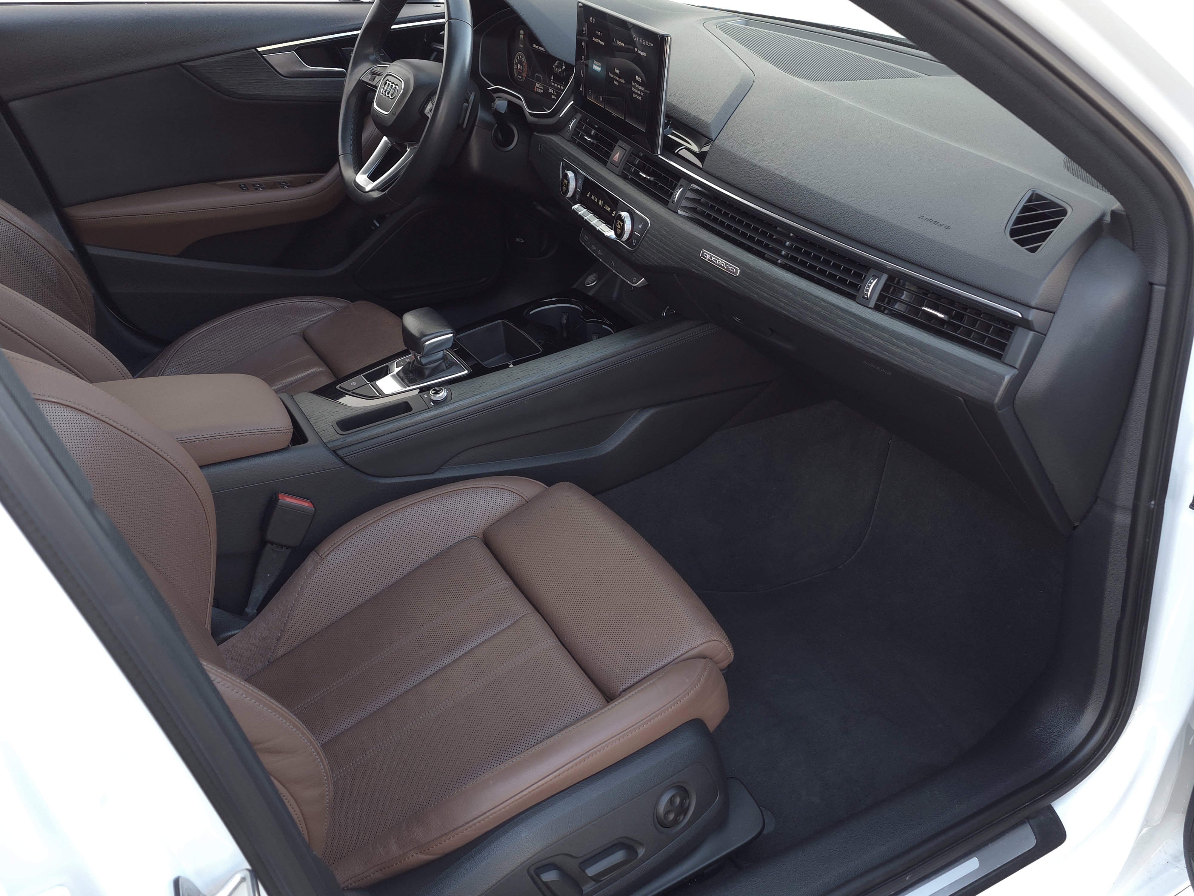 Used 2021 Audi A4 2.0T Premium Plus w/ Premium Plus Package image 41