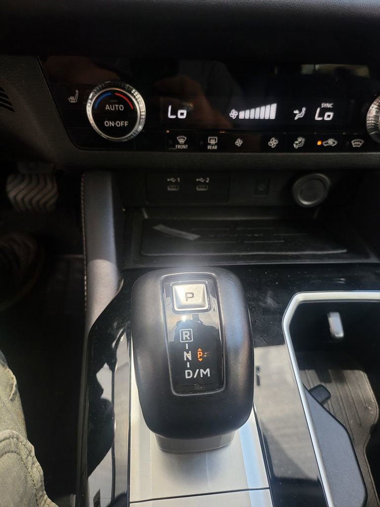 Used 2025 Mitsubishi Outlander SE AWD/4WD image 6