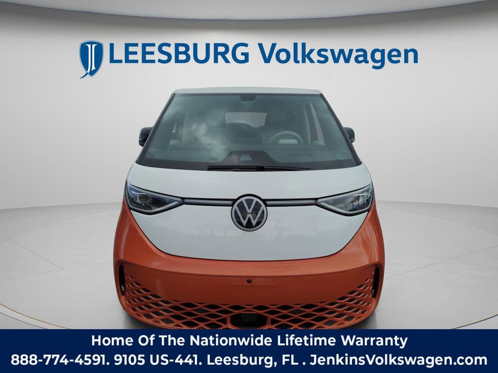 Used 2025 Volkswagen ID. Buzz Pro S Plus RWD image 10