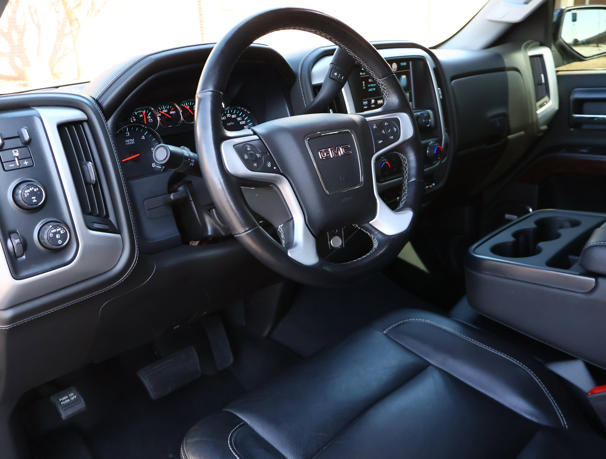 Used 2018 GMC Sierra 1500 SLT w/ SLT Premium Package image 2