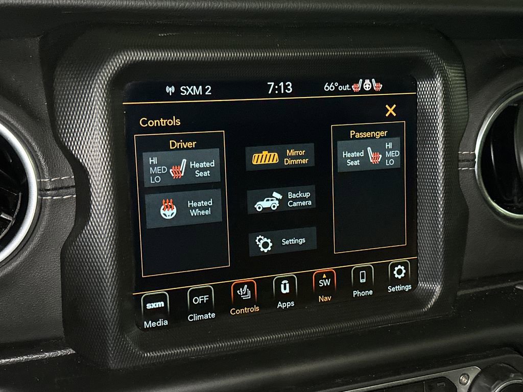 Used 2022 Jeep Wrangler Unlimited Sahara w/ Cold Weather Group AWD/4WD image 27