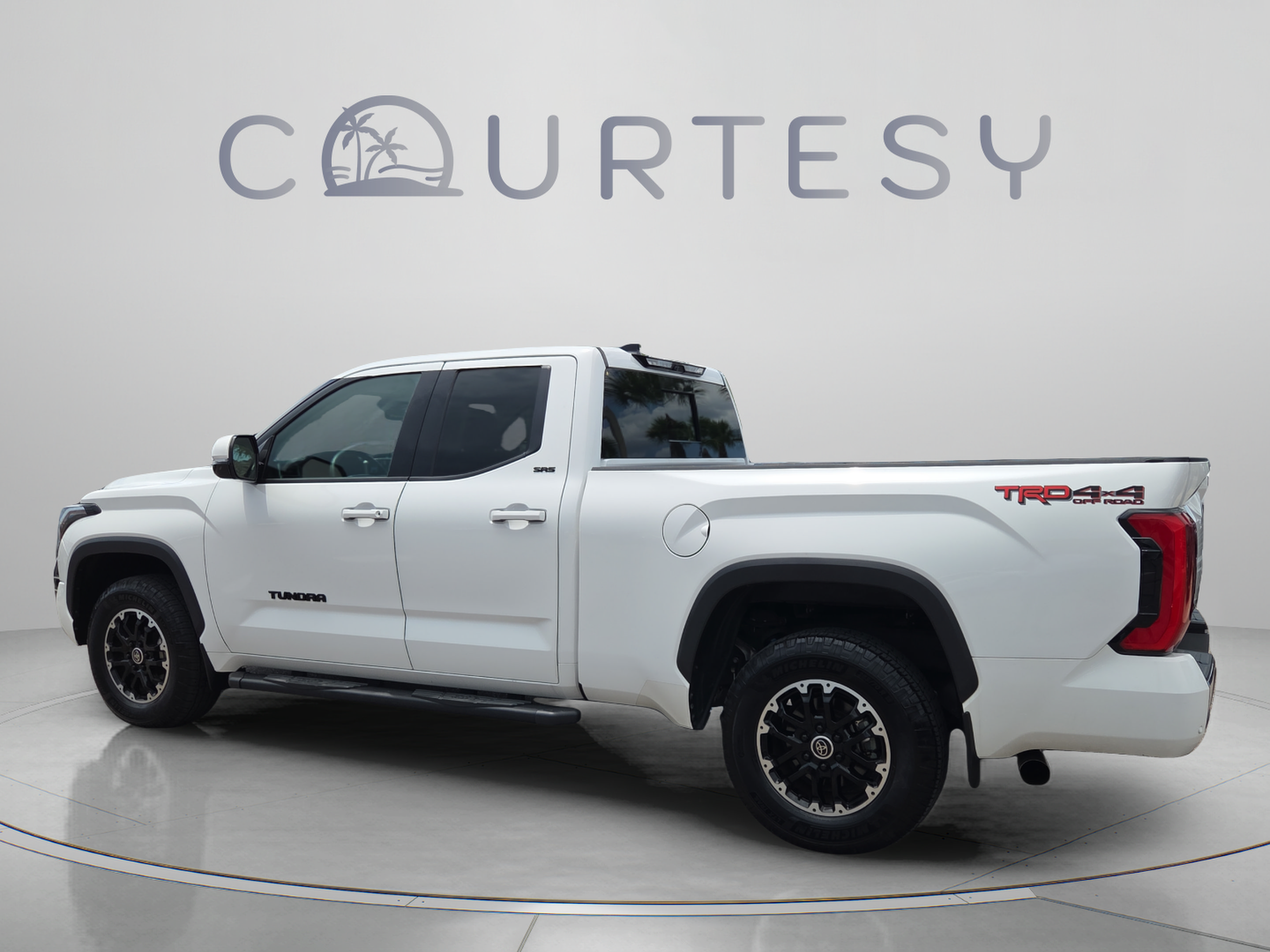 Used 2022 Toyota Tundra SR5 w/ TRD Off-Road Package AWD/4WD image 3
