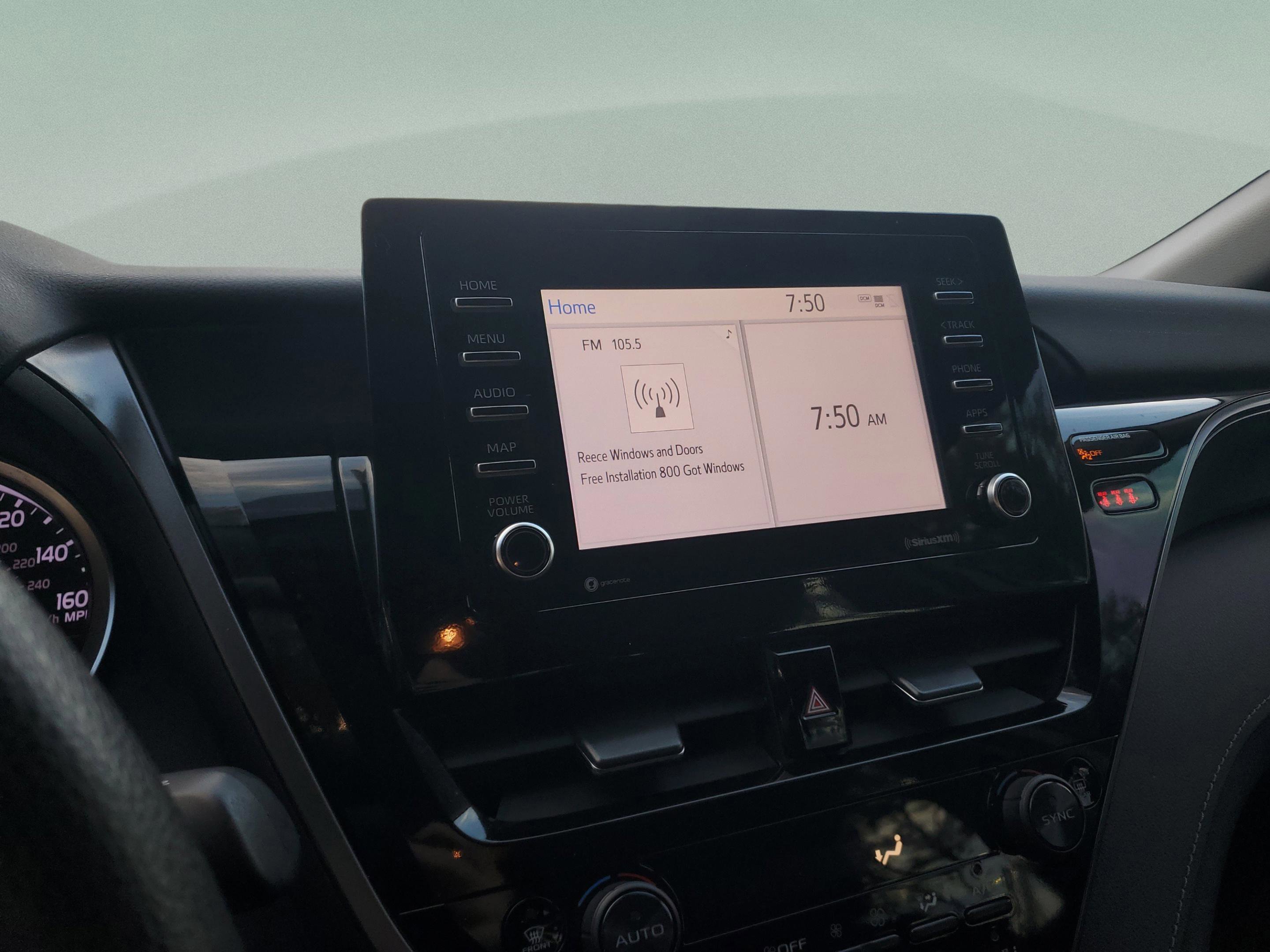 Used 2022 Toyota Camry LE image 20