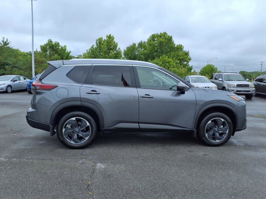 Certified 2025 Nissan Rogue SV w/ SV Premium Package image 15
