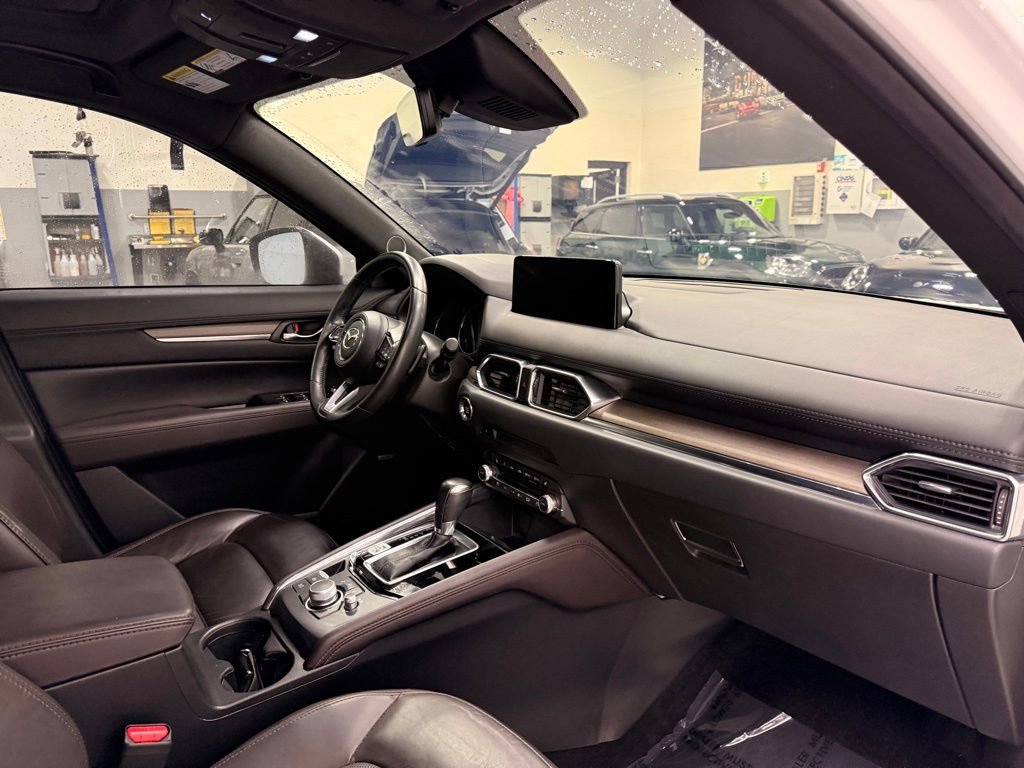 Used 2023 MAZDA CX-5 Signature AWD/4WD image 29