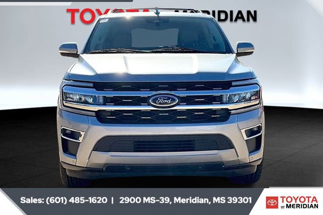 Used 2022 Ford Expedition Limited image 3