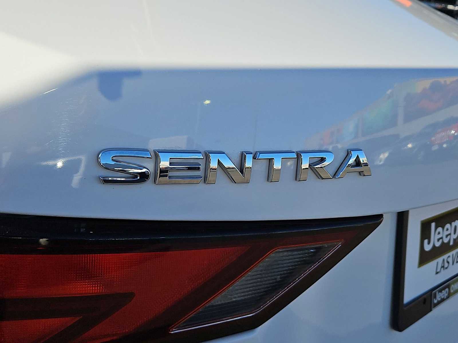 Used 2022 Nissan Sentra SV image 12