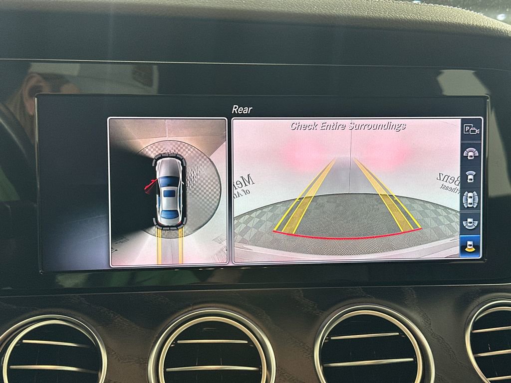 Used 2019 Mercedes-Benz E 300 4MATIC image 6