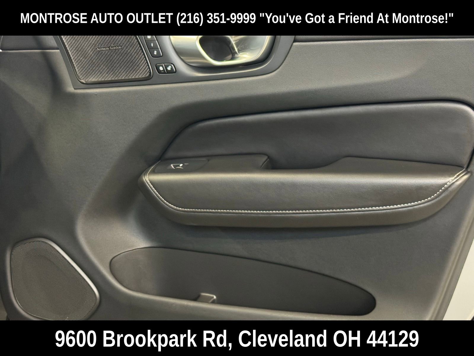 Used 2024 Volvo XC60 T8 Ultimate w/ Protection Package Premier image 46