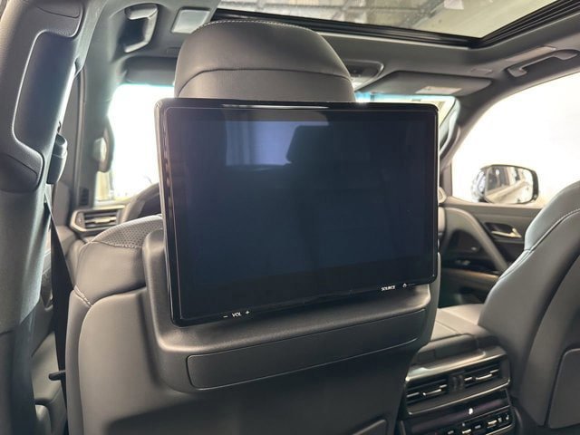 New 2026 Lexus LX 600 4WD w/ Luxury Package image 45