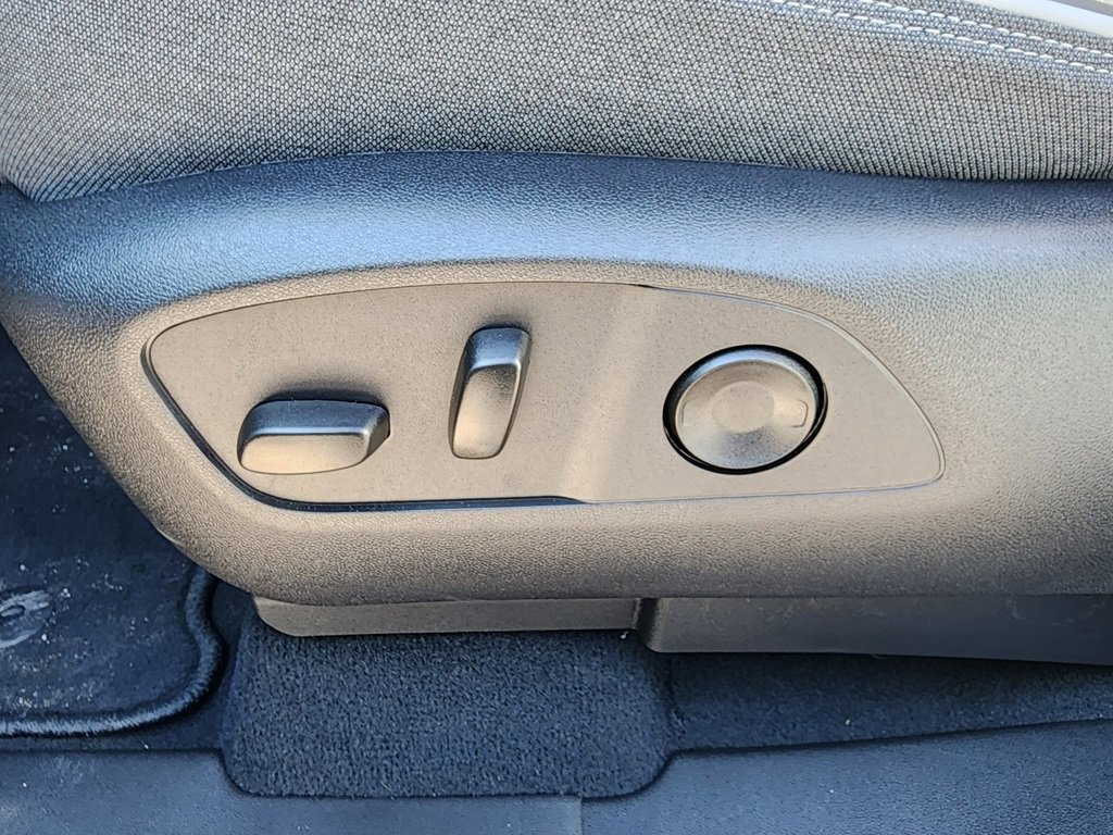 New 2026 GMC Sierra EV Elevation image 18