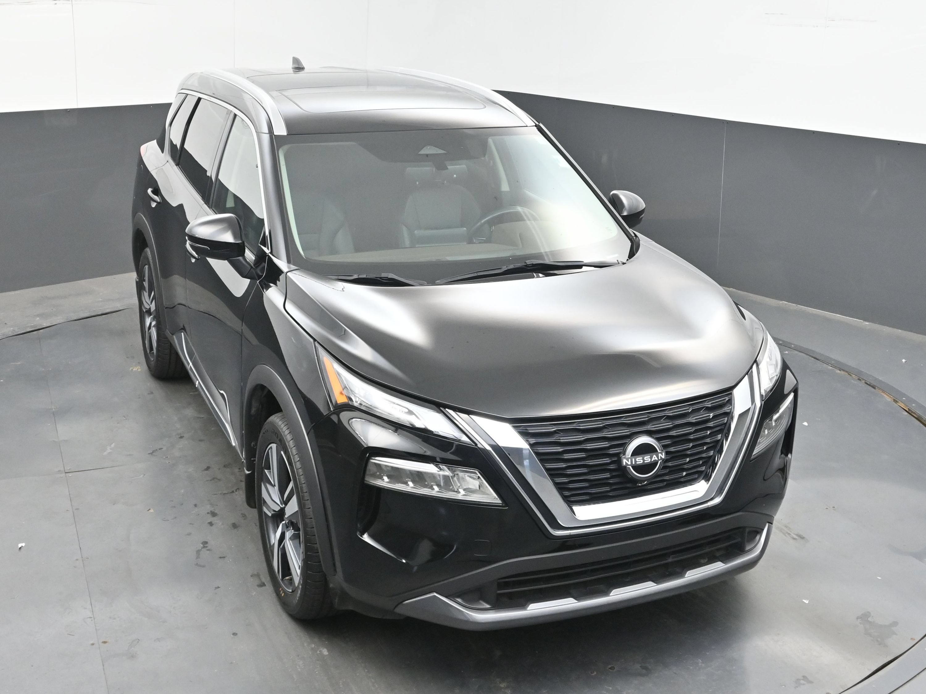 Used 2023 Nissan Rogue SL AWD/4WD image 27