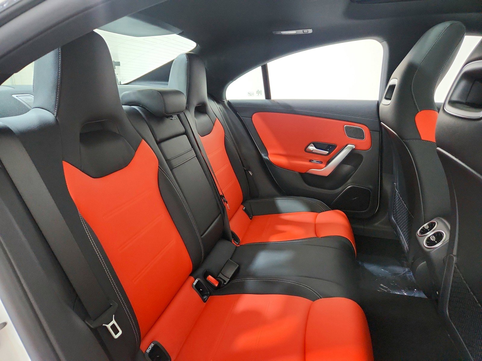 Certified 2025 Mercedes-Benz CLA 35 AMG 4MATIC image 54