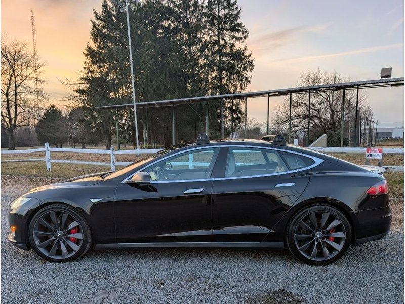 Used 2016 Tesla Model S P90D AWD/4WD image 4