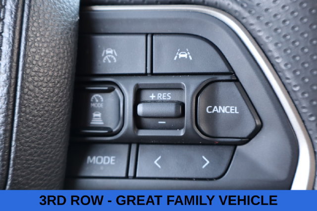 Used 2026 Toyota 4Runner SR5 AWD/4WD image 19