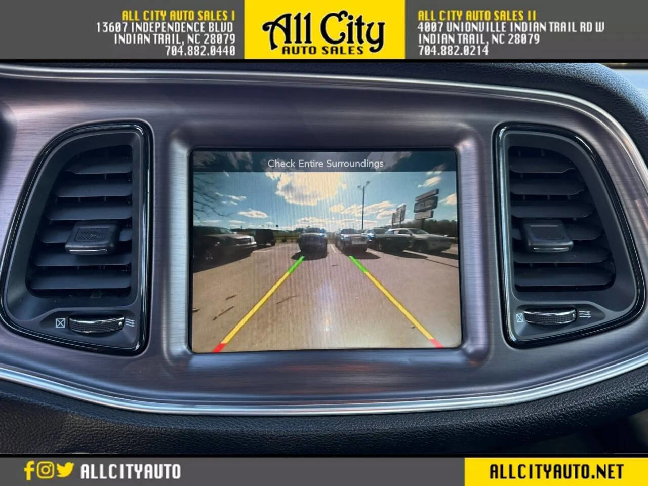 Used 2016 Dodge Challenger SXT w/ Blacktop Package RWD image 23