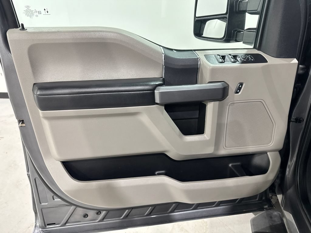 Used 2022 Ford F250 XLT AWD/4WD image 17