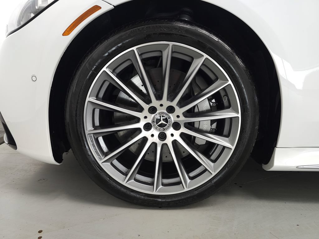 Certified 2025 Mercedes-Benz S 580 4MATIC Sedan image 37