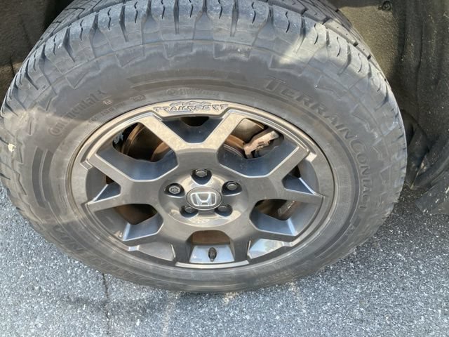 Certified 2023 Honda Pilot TrailSport image 6