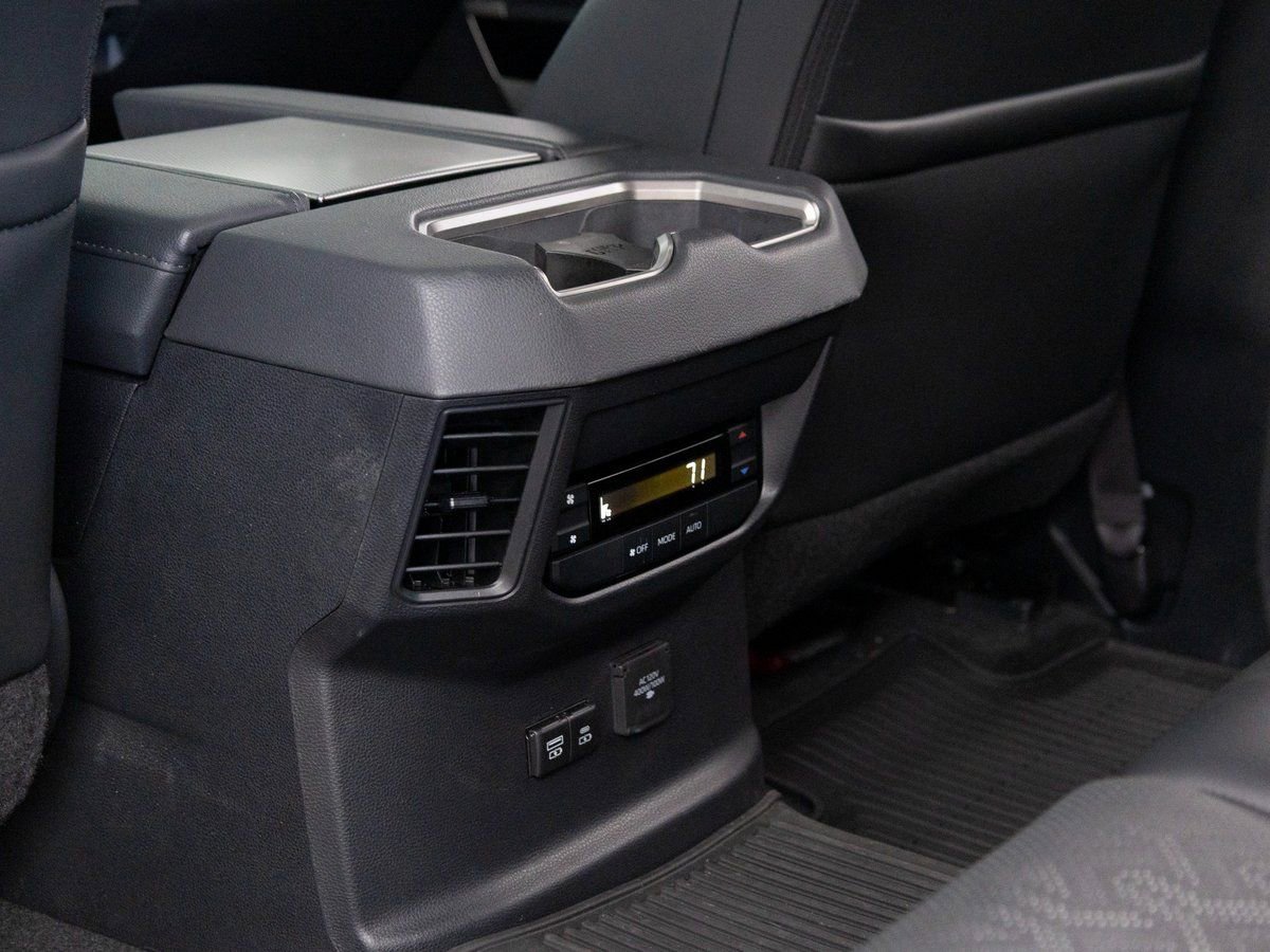 Used 2024 Toyota Sequoia Limited w/ TRD Off-Road Package image 23