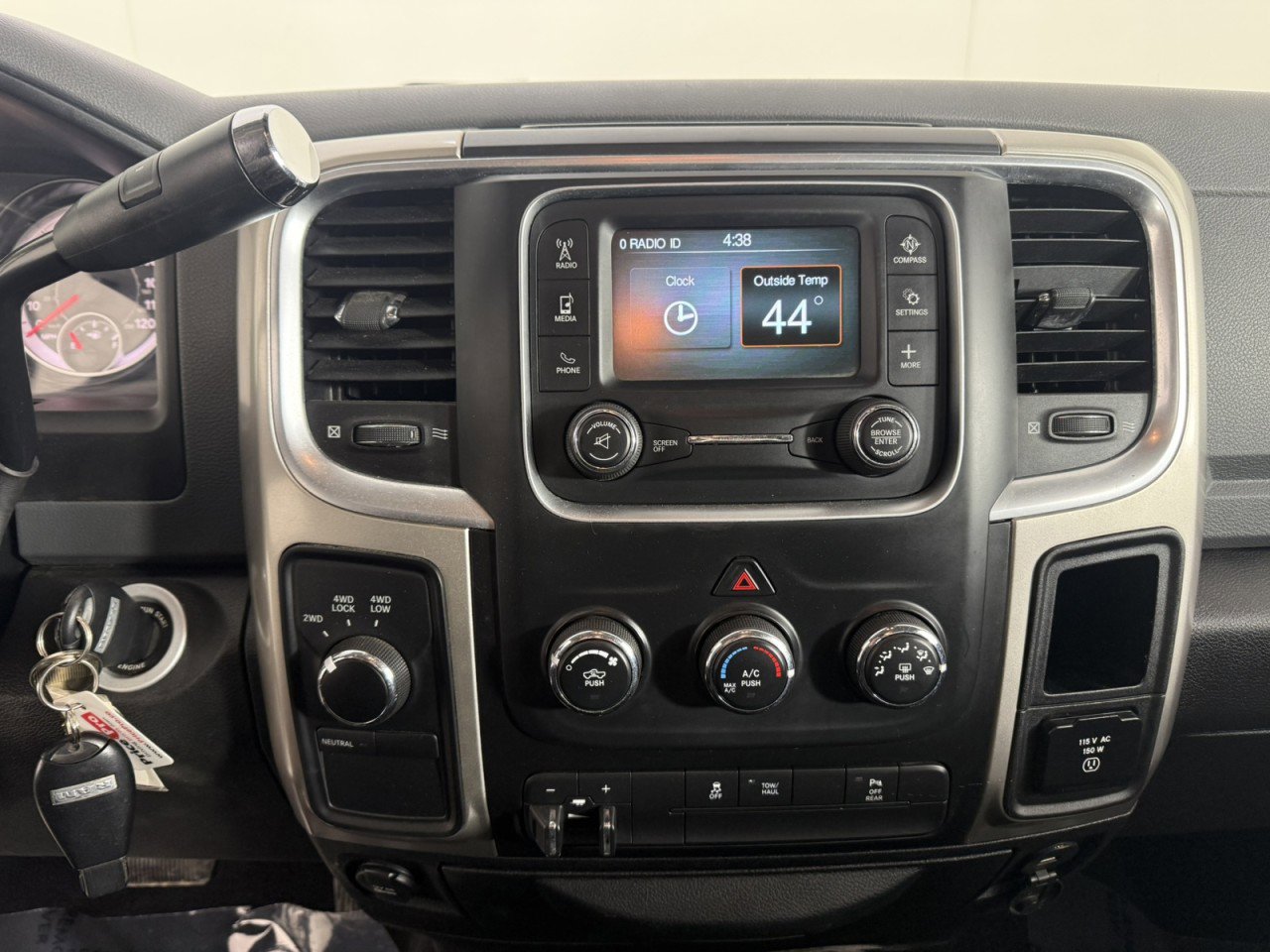 Used 2017 RAM 3500 SLT w/ Popular Equipment Group image 19