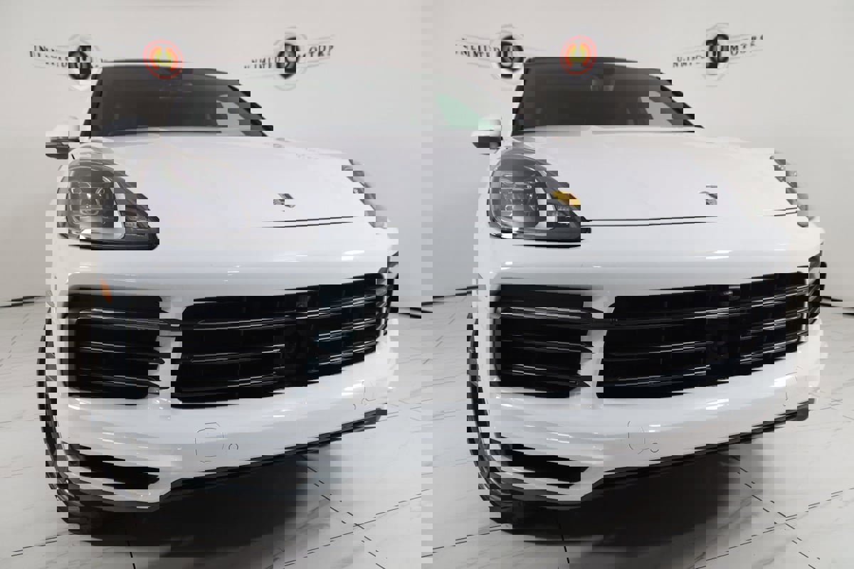 Used 2023 Porsche Cayenne Coupe image 28