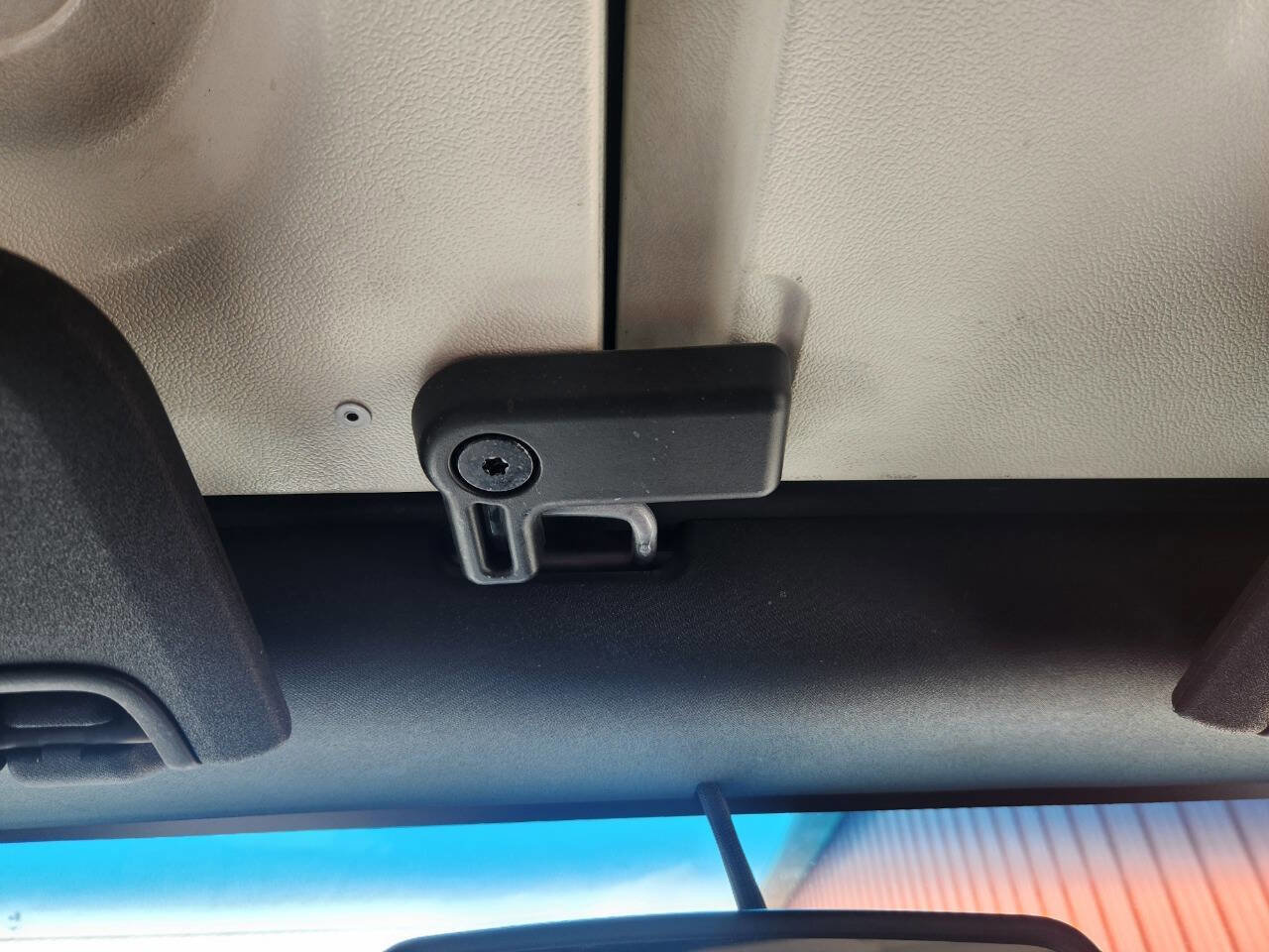 Used 2014 Jeep Wrangler Rubicon w/ Power Convenience Group AWD/4WD image 18