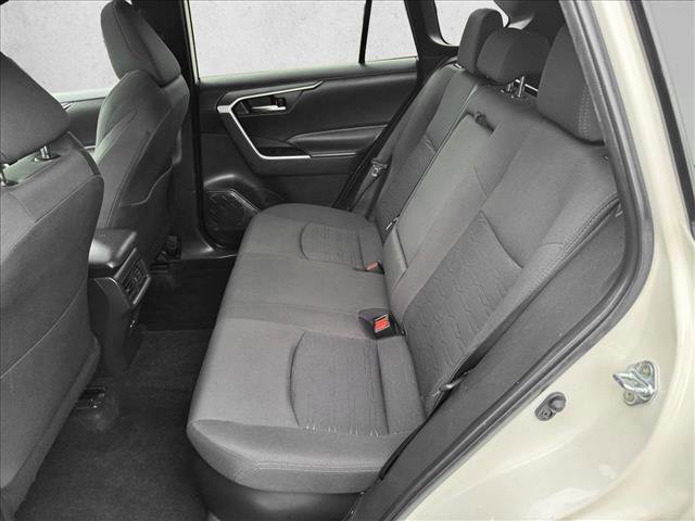 Certified 2022 Toyota RAV4 SE w/ Convenience Package AWD/4WD image 18