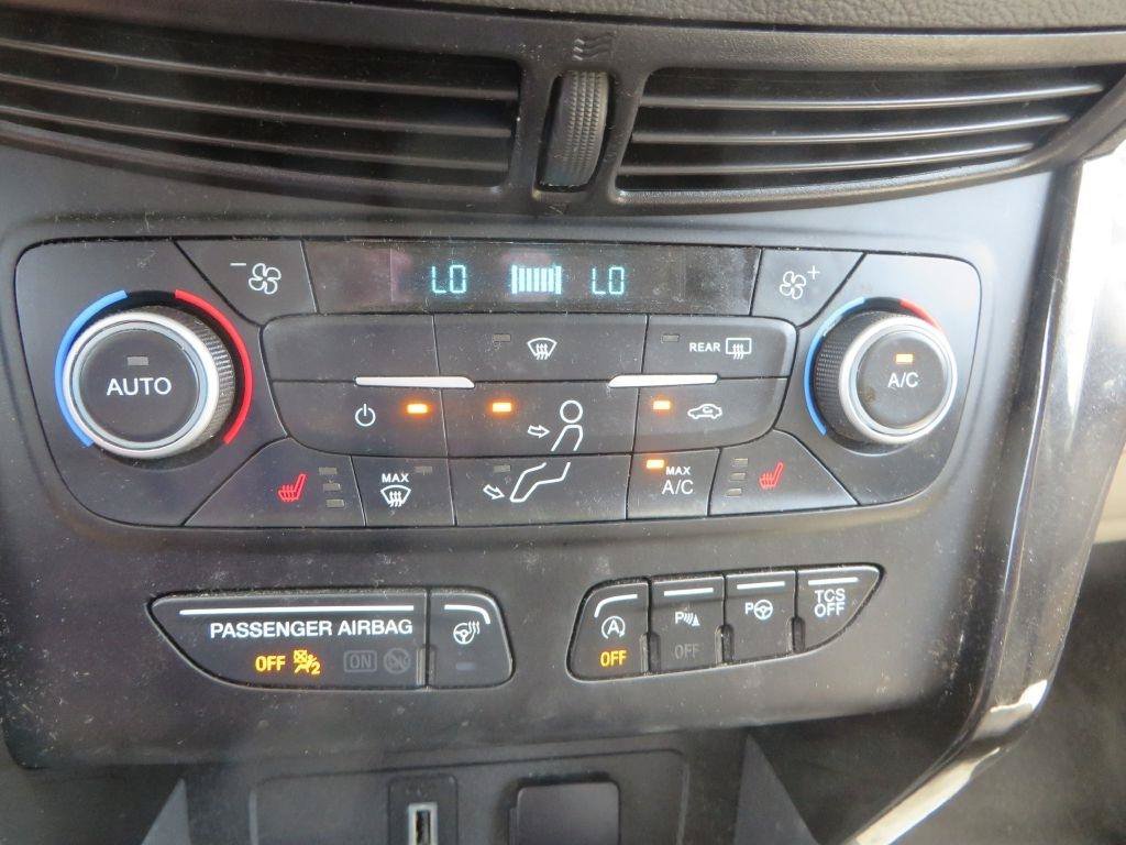 Used 2019 Ford Escape Titanium FWD image 17