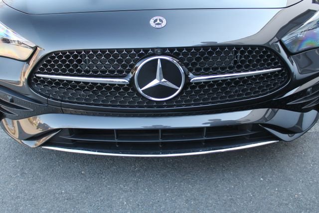 Used 2024 Mercedes-Benz CLE 450 4MATIC Cabriolet image 21