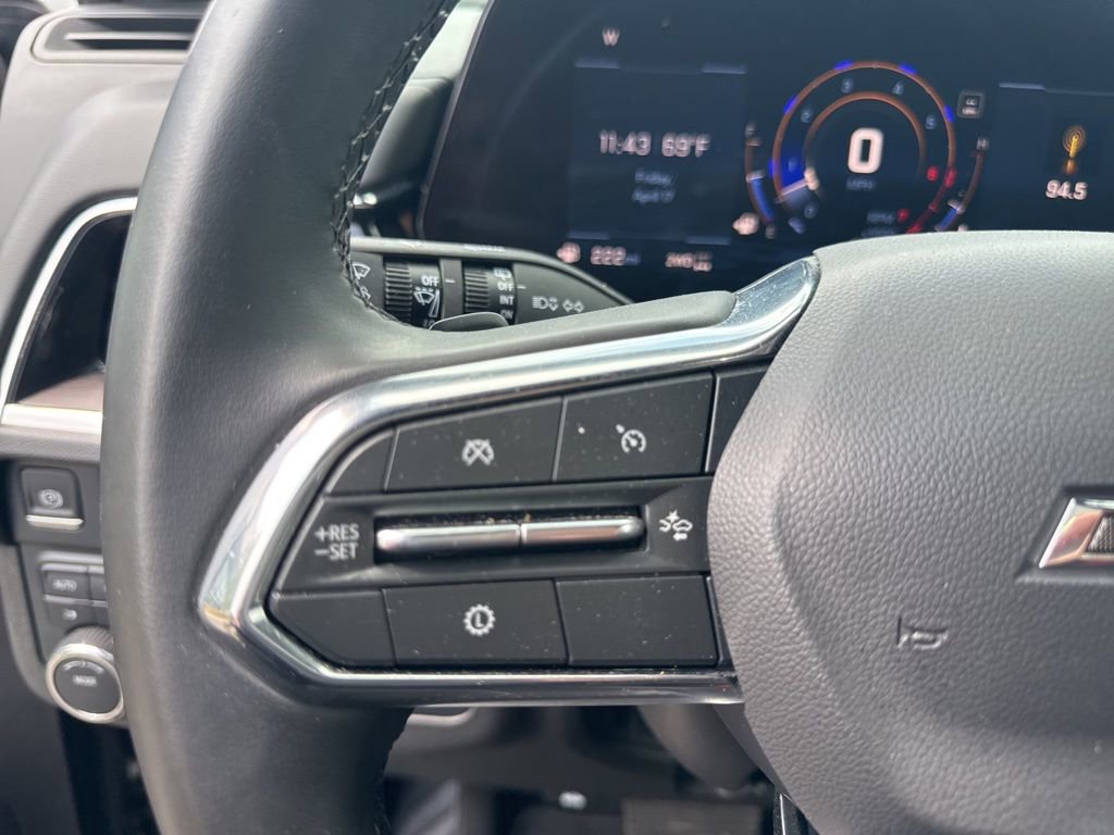 Used 2025 Chevrolet Tahoe Z71 AWD/4WD image 15