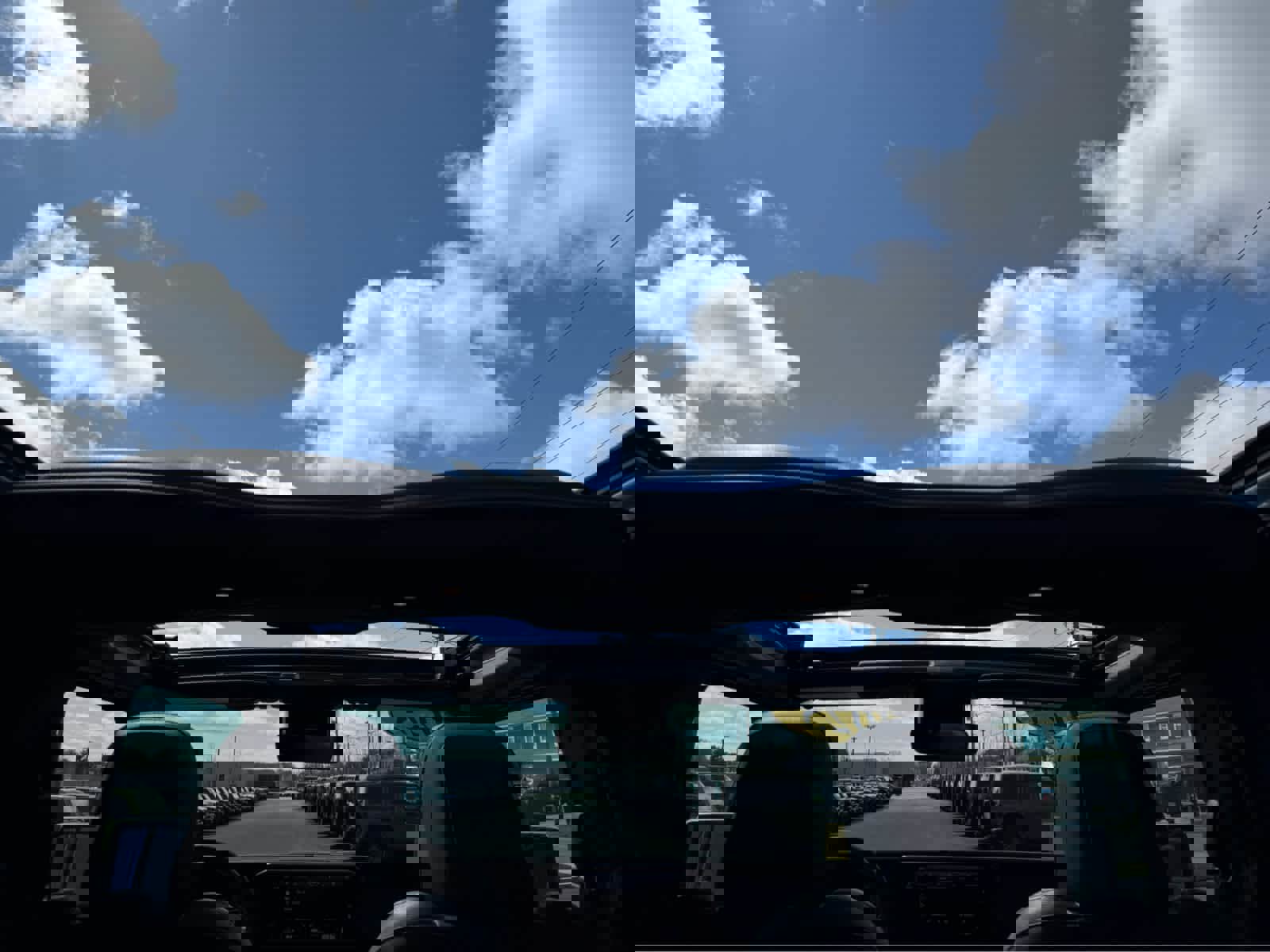 Used 2025 Jeep Wrangler Sahara w/ Safety Group image 12