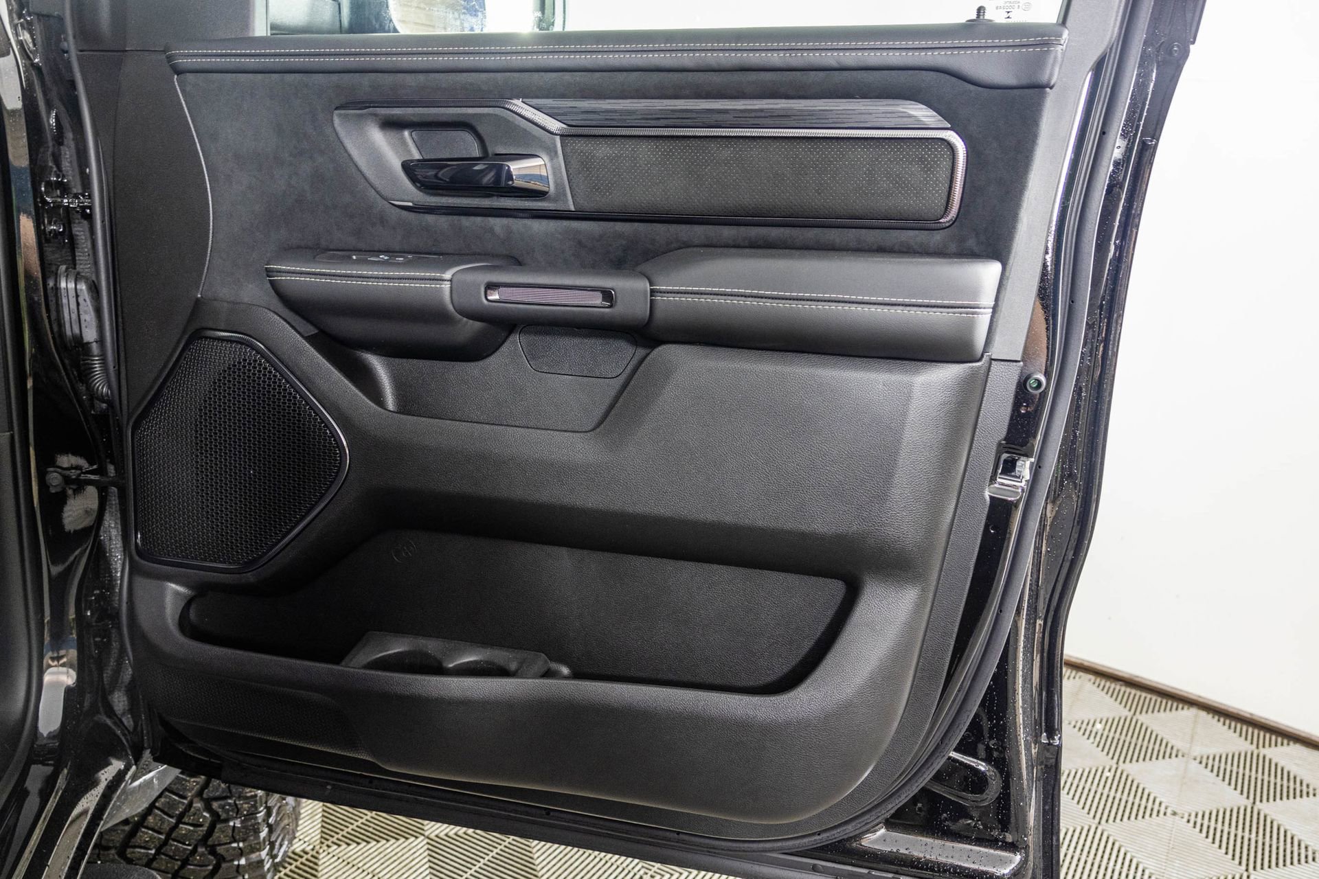 New 2026 RAM 1500 RHO AWD/4WD image 43