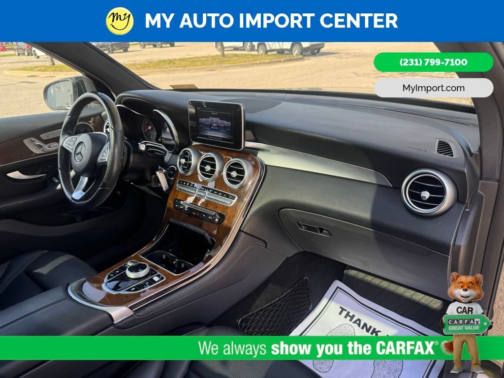 Used 2017 Mercedes-Benz GLC 300 4MATIC image 30