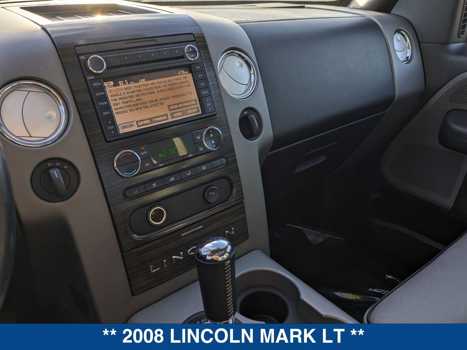 Used 2008 Lincoln Mark LT 4x4 image 27