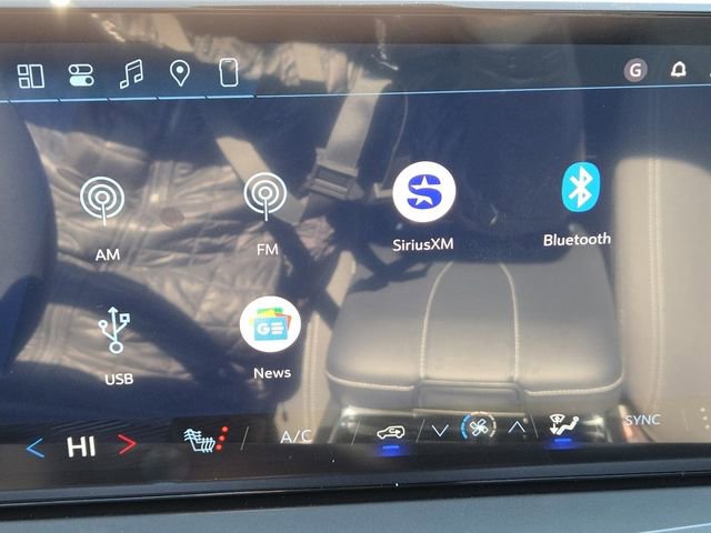 New 2026 Chevrolet Traverse LT w/ Driver Confidence Package FWD image 27