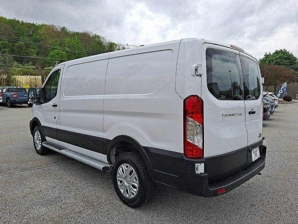 Certified 2025 Ford Transit 250 Low Roof w/ Exterior Upgrade Package RWD image 21