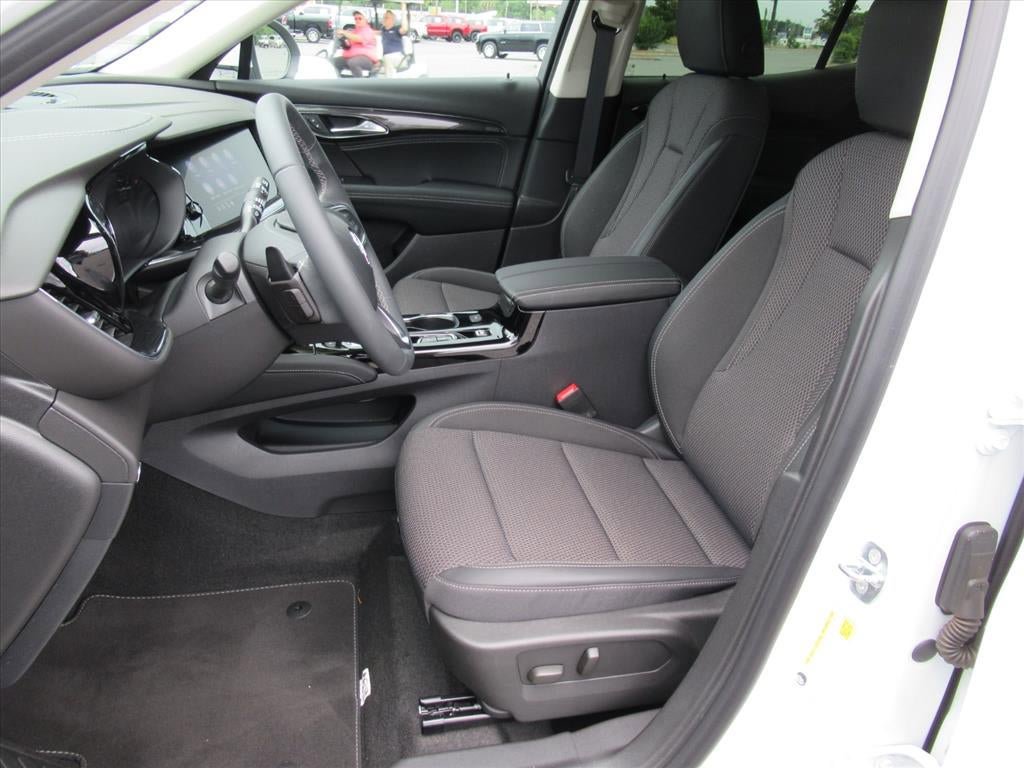 Used 2023 Buick Envision Preferred FWD image 17