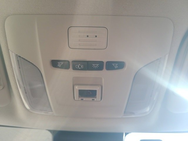 Used 2022 Toyota Corolla LE image 30