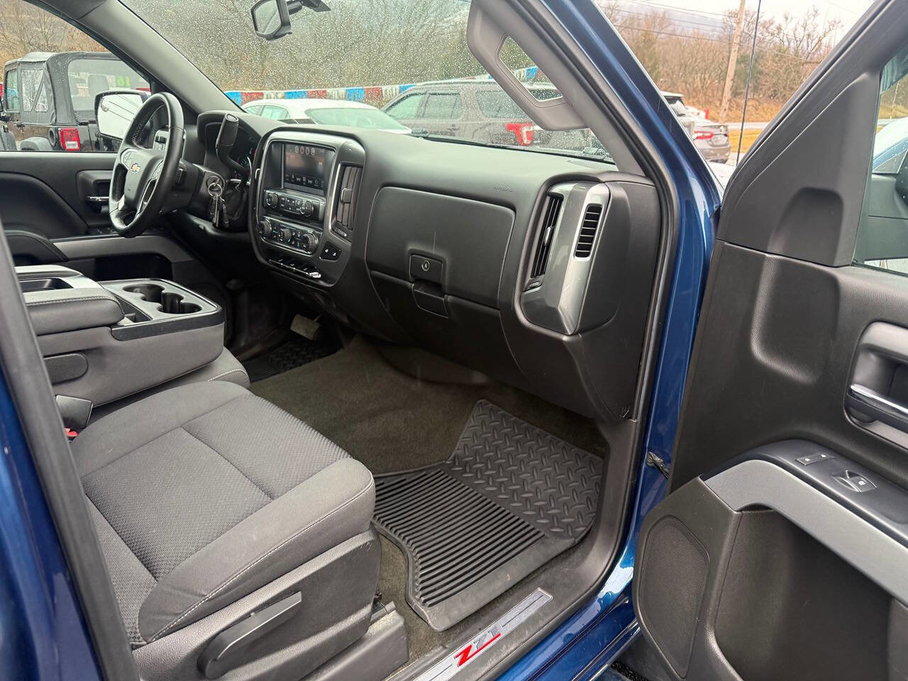 Used 2017 Chevrolet Silverado 1500 LT w/ All Star Edition image 8