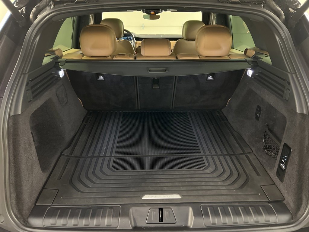 Used 2024 Land Rover Range Rover Sport SE image 29