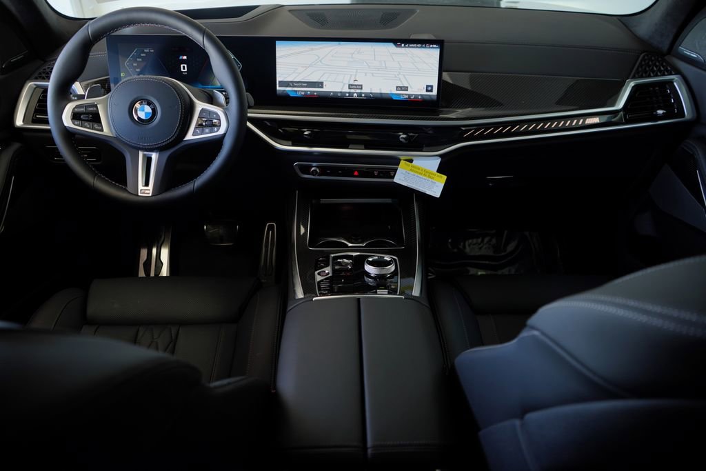 New 2026 BMW X7 M60i image 14