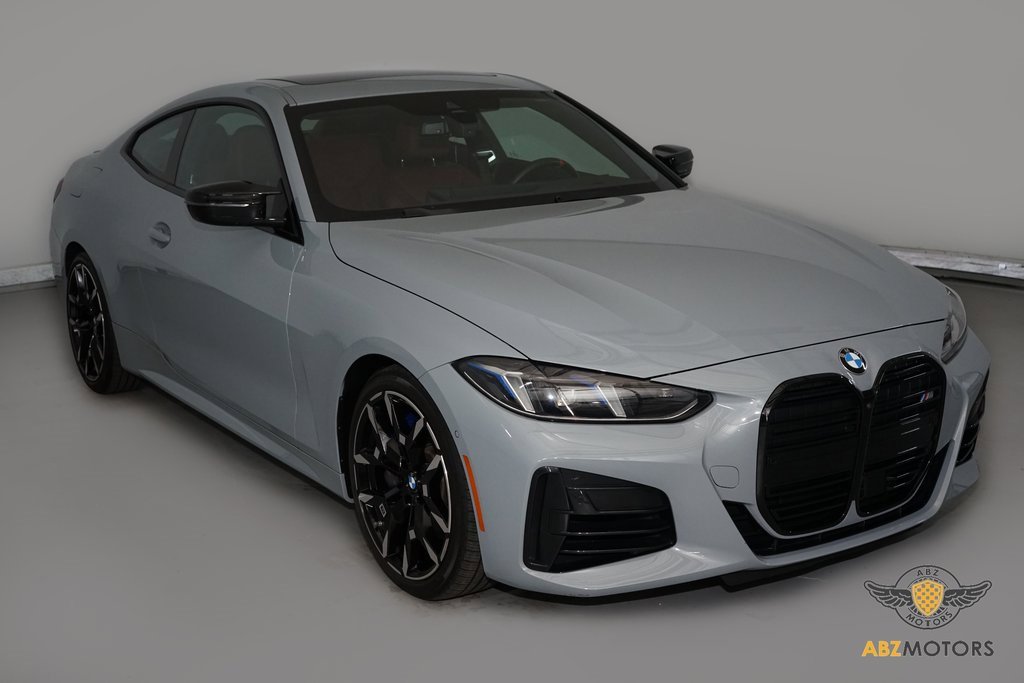 Used 2025 BMW M440i Coupe image 2