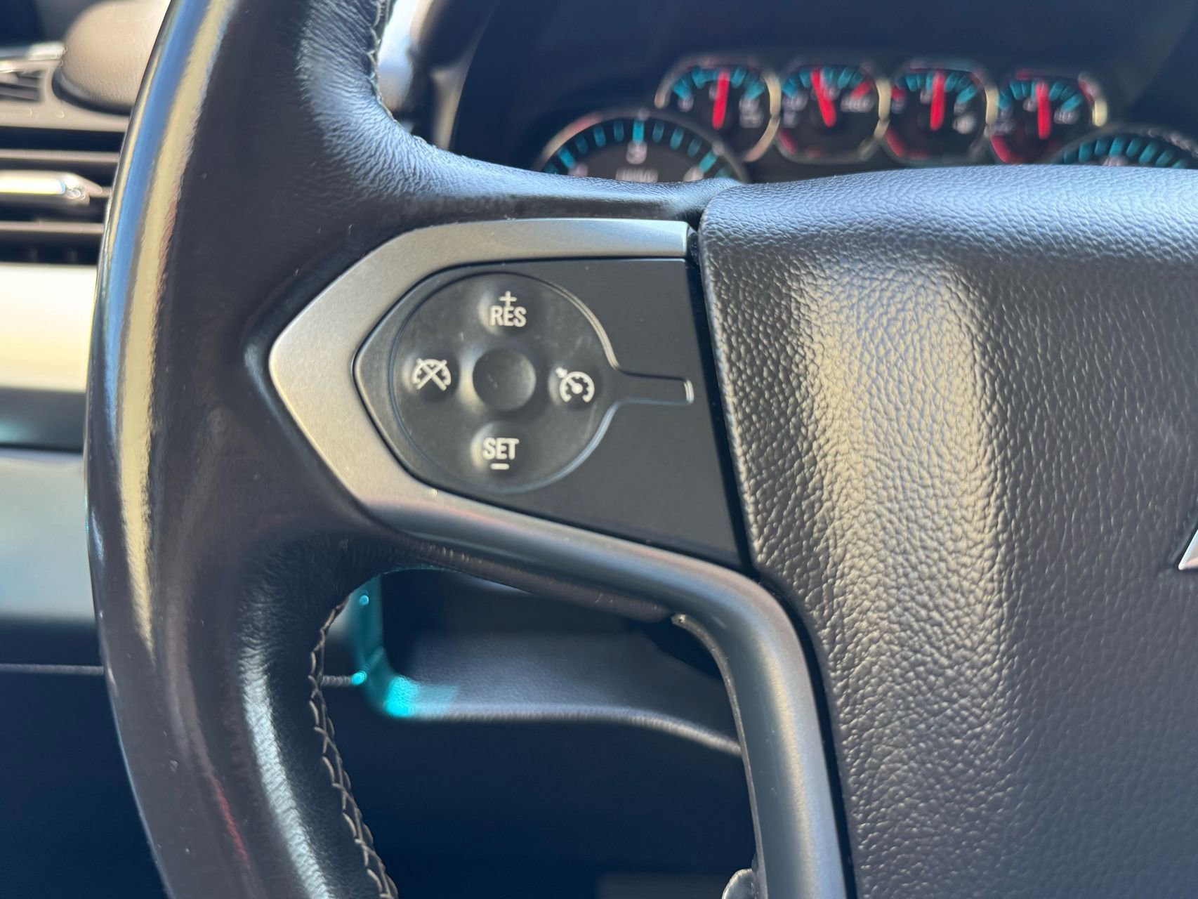 Used 2018 Chevrolet Tahoe LS RWD image 18